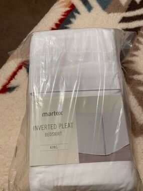 Martex King Inverted Pleat Bedskirt in White